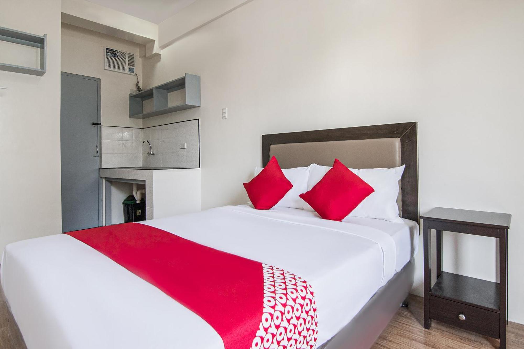Oyo 431 Apollo 11 Apartelle Pasay Extérieur photo