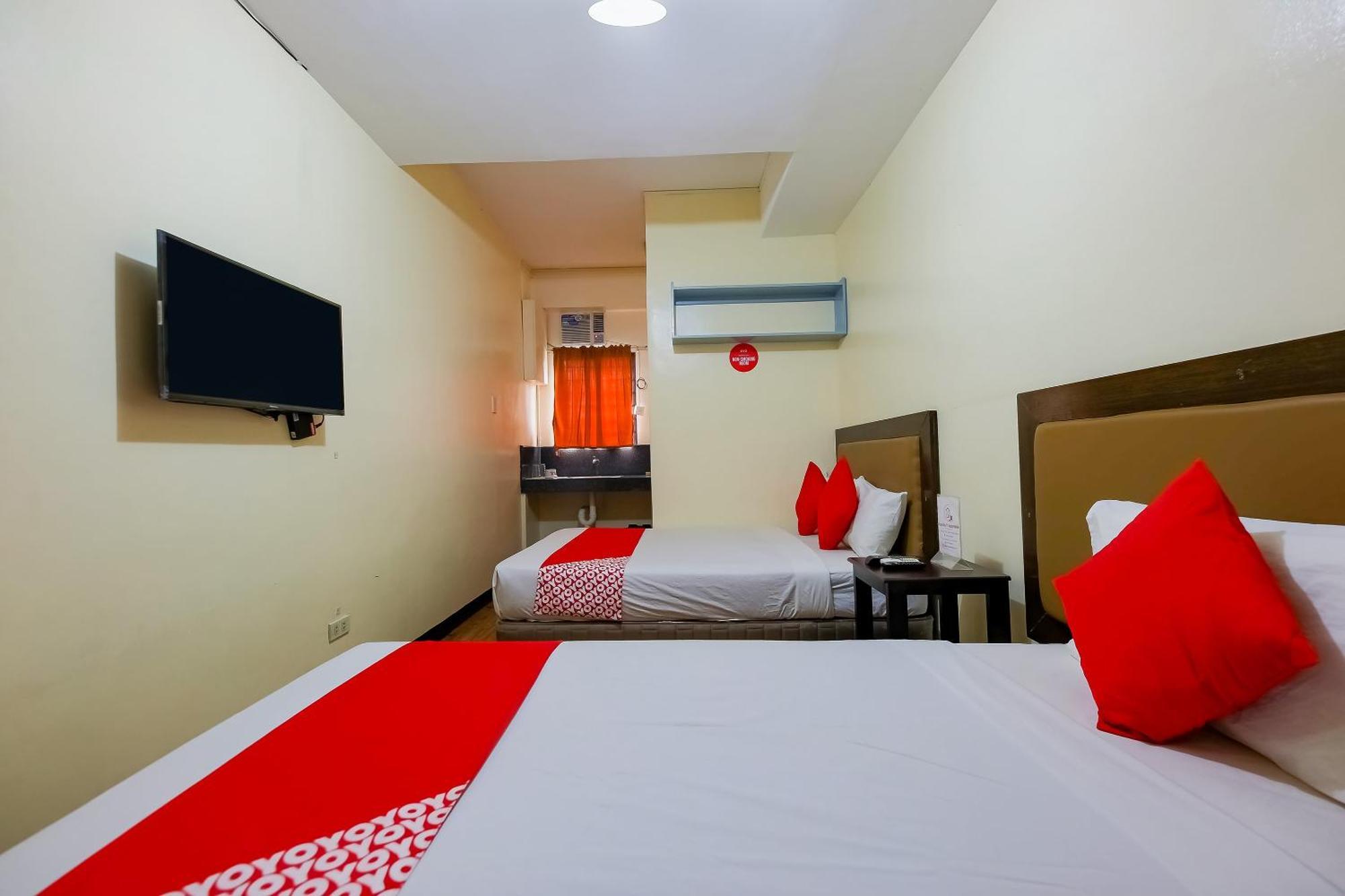 Oyo 431 Apollo 11 Apartelle Pasay Extérieur photo