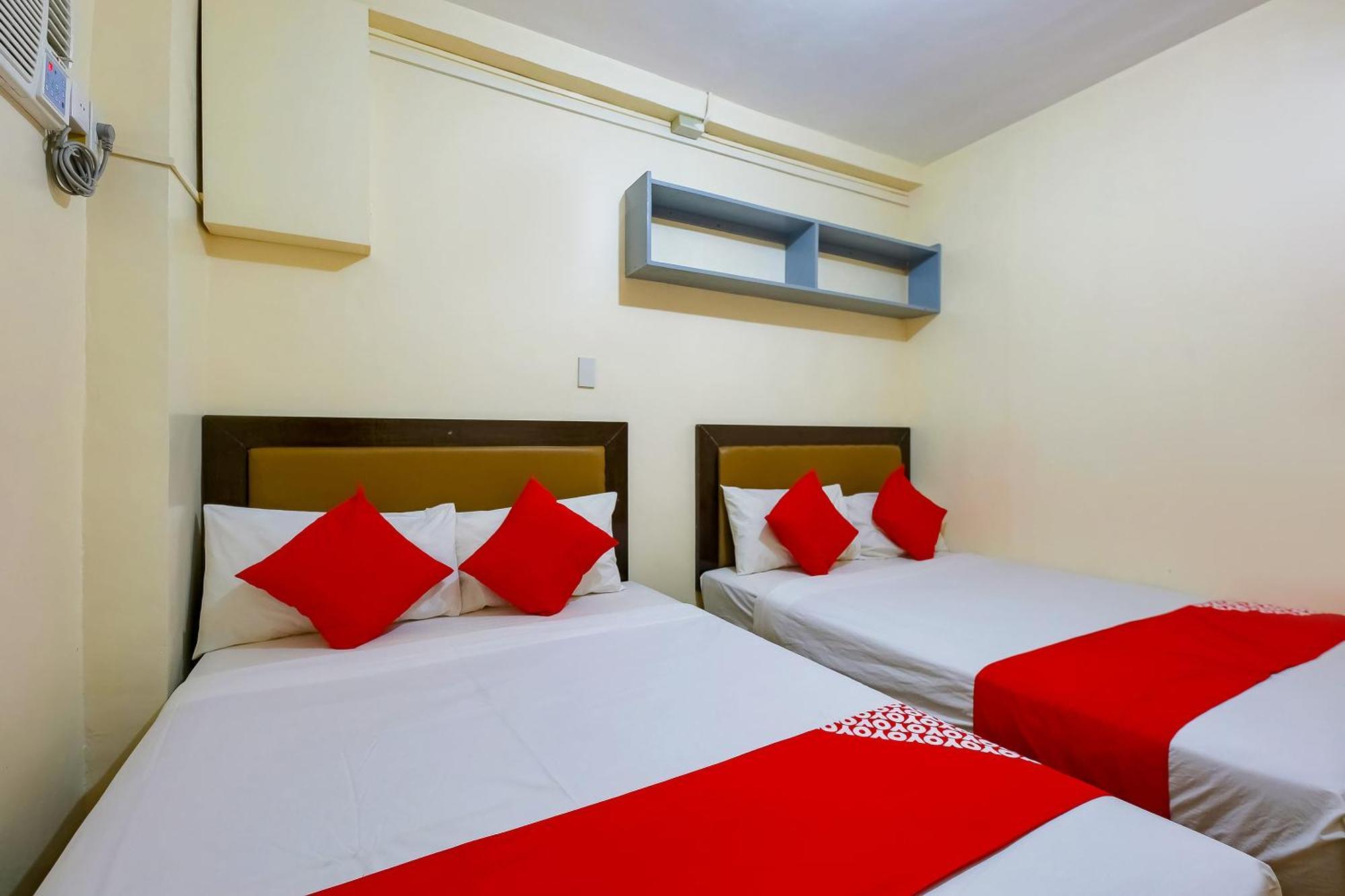 Oyo 431 Apollo 11 Apartelle Pasay Extérieur photo