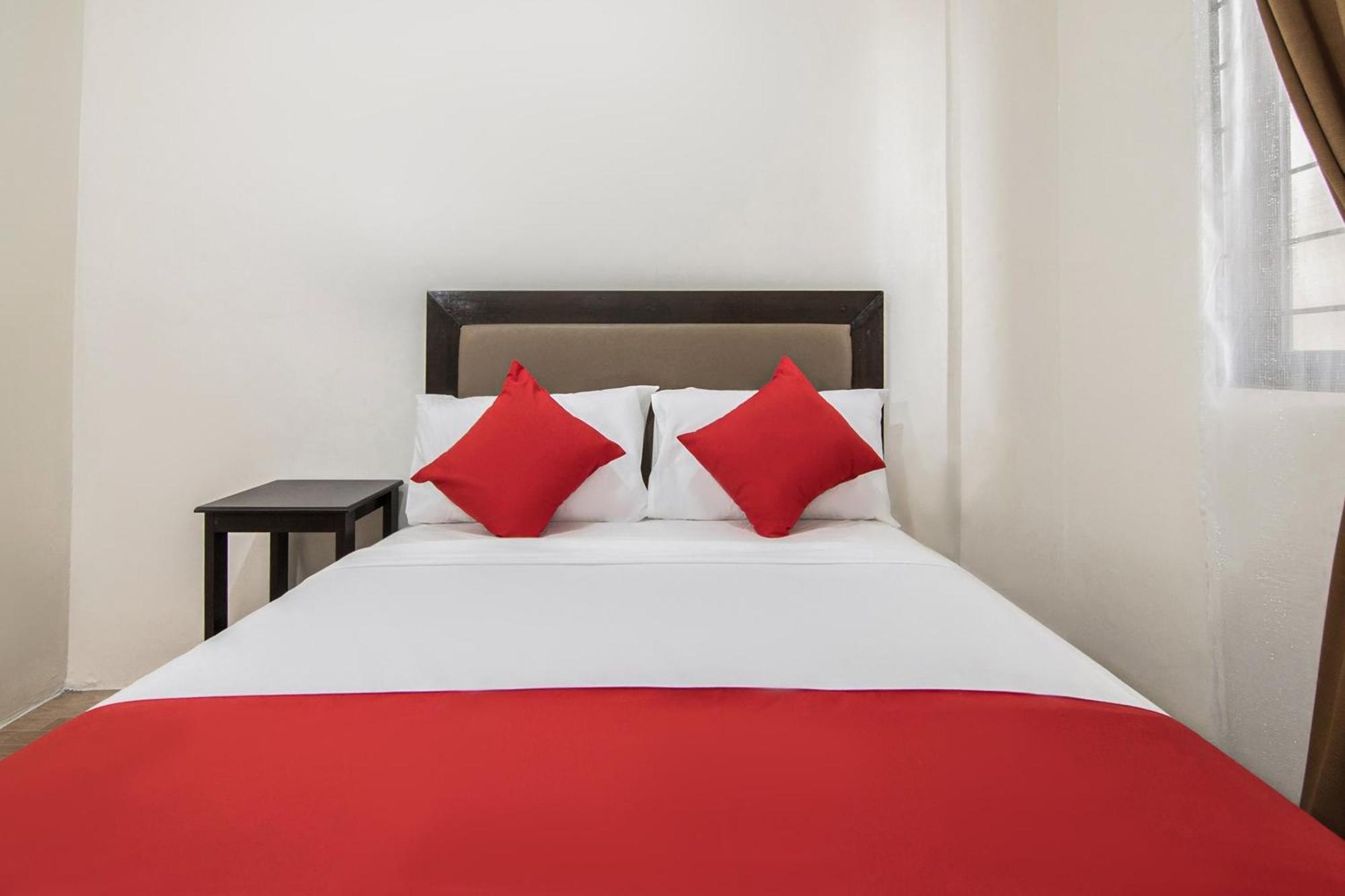 Oyo 431 Apollo 11 Apartelle Pasay Extérieur photo